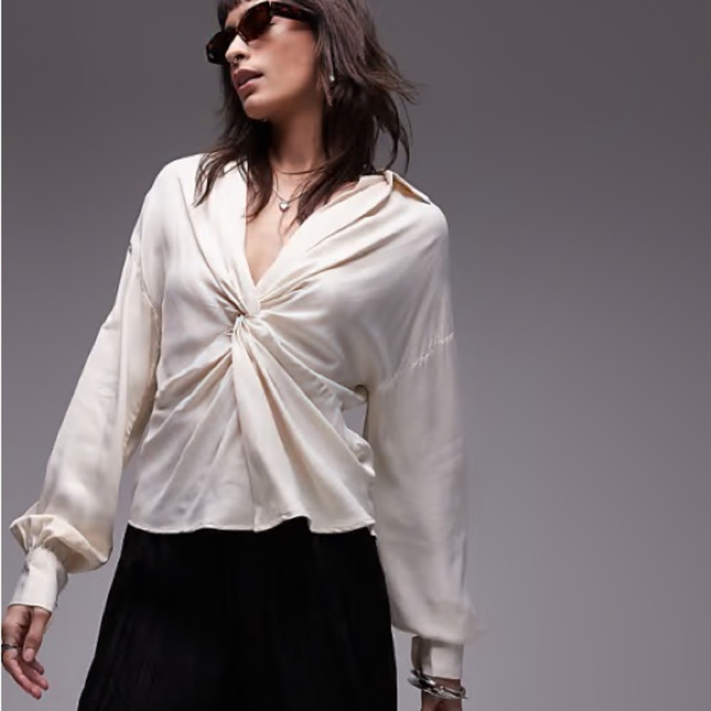 Topshop ~ Cream Women's Top